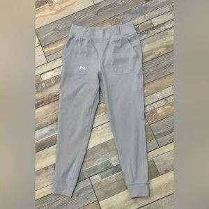 Under Armour fitted super soft pants girl size Small 8
